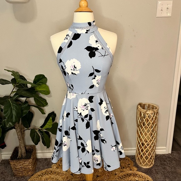 NWT B Darlin Womens Floral Halter Fit & Flare Dress - Picture 1 of 9